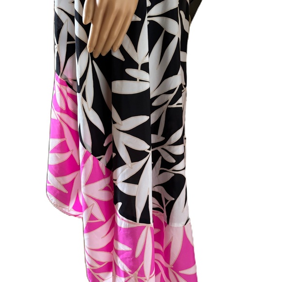 Vince Camuto Hi/Lo Dress Size 8 - Picture 5 of 12